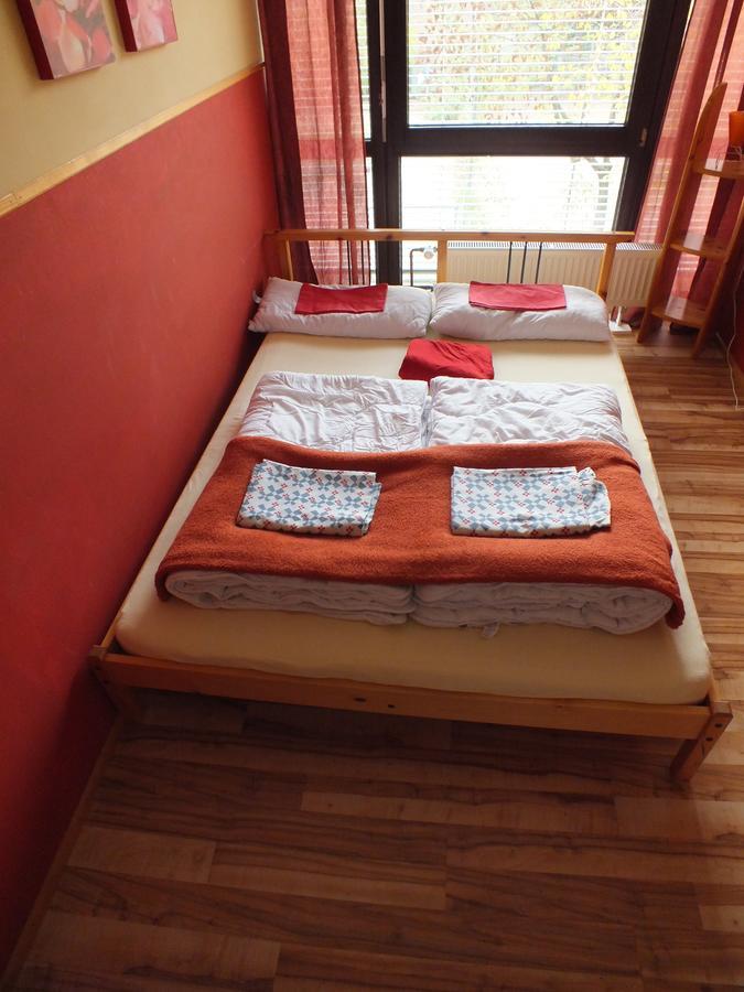 Hostel Max *